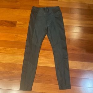 Good American plus size leggings size 4 Green new without tags